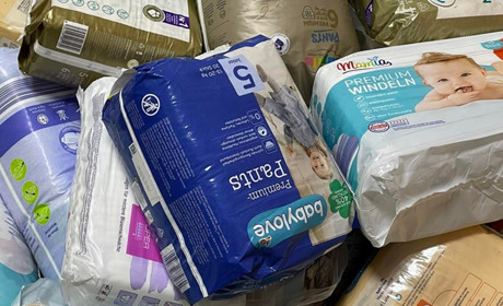 Підприємець з Гадяча роздаватме містянам гуманітарну допомогу для малюків