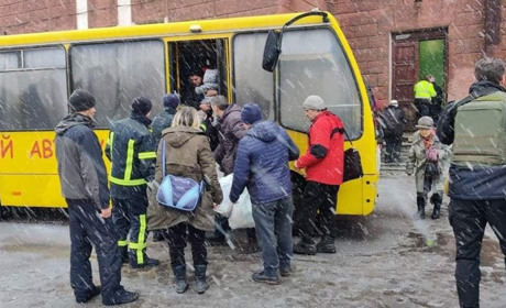 Як знайти рідних: інформація про евакуйованих з Донеччини