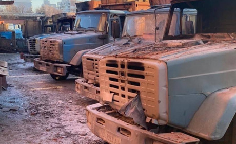 Російські окупанти знищили майже всю техніку комунального підприємства Чернігова «АТП-2528»