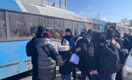 З Бердянська евакуювали частину маріупольців