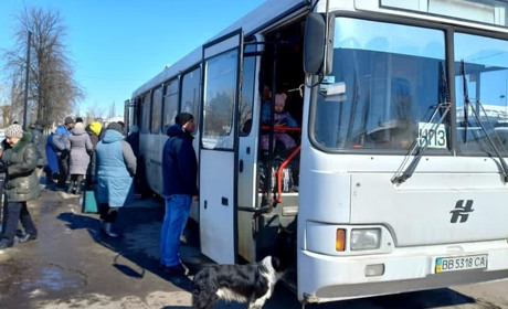 З Луганщини евакуйовано близько 700 мешканців