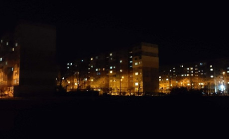 Загаси, щоби ранком прокинутись: чому світломаскування під час війни важливе