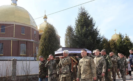 Калуська громада попрощалася з Героєм Василем Цюпером