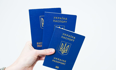 Я втратив (-ла) український чи закордонний паспорт. Що робити?