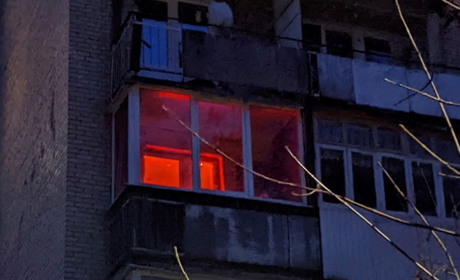 Як кольорове освітлення у вікнах дезінформує поліцейських