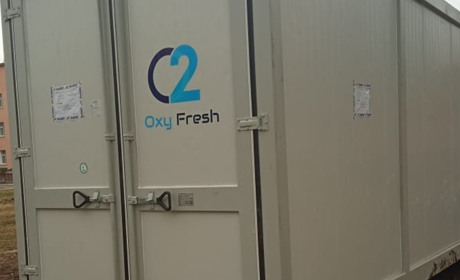 Старокостянтинівська лікарня отримала кисневу станцію