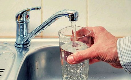 У питній воді Мелітопольського району виявили відхилення. Розповідаємо про способи знезараження води