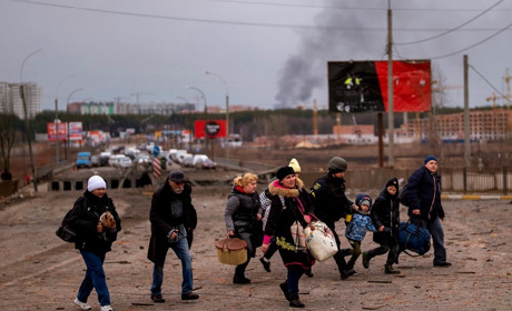 «Ми вирвалися з пекла». Історії людей, яким вдалося евакуюватися з окупованих та блокадних міст
