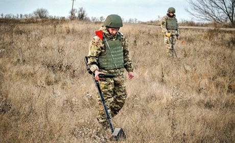 На території міста проводяться заходи по розмінюванню вибухонебезпечних об'єктів