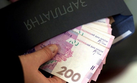 Бюджет Корюківської міськради за березень виконали на чверть. Як виплачували зарплати