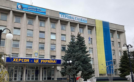 Окупанти готуються вийти з Херсона – військові експерти