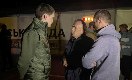 Евакуаційні автобуси вивезли з Мелітополя 500 людей