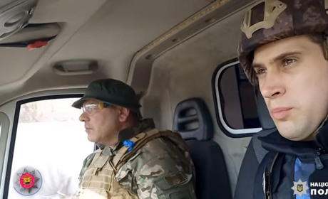 Оминаючи кулі та рятуючи життя: один день з життя курахівських поліцейських