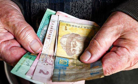 Усі, хто не виїхав, пенсії отримають, – очільник Торецької адміністрації