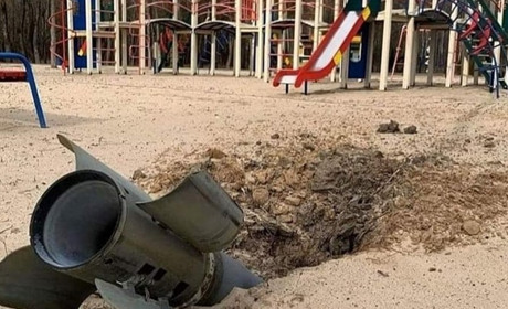 Піротехніки очищують пляж "Золотий берег" від російських ракет