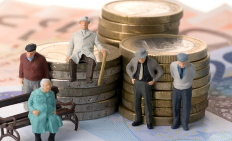 Окупанти відкрили у Сватовому свій пенсійний фонд