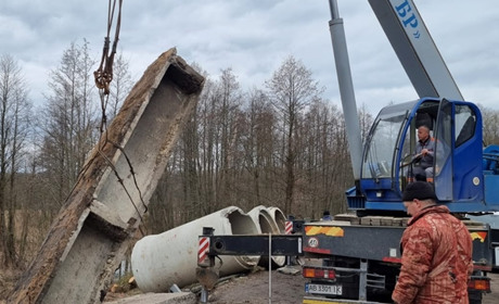 Дорожні служби працюють над відновленням сполучення на Чернігівщині