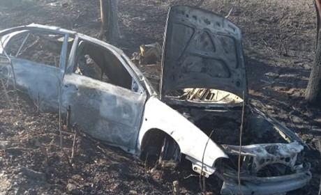 На автодорозі поблизу Петропавлівки згорів автомобіль, водій загинув