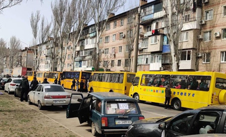 За виїзд з Мелітополя перевізники беруть від п’яти до семи тисяч гривень з людини