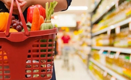 У Запоріжжі з 14 квітня переселенцям видають продуктові ваучери: як їх отримати