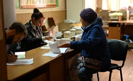 У Києві збирають гуманітарну допомогу для мелітопольців