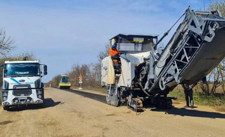 Розпочався ремонт однієї з найгірших доріг Одеської області (ФОТО)