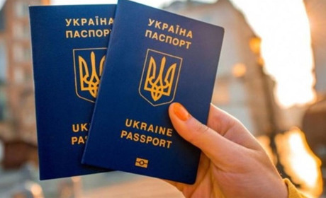 Як працює відділ ДМС та Пенсійний фонд у Лозовій