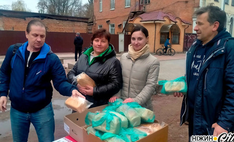 До півтори тисячі буханців хліба щодень і всі безплатно.