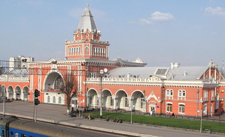 “Укрзалізниця” збільшує кількість вагонів електрички до Чернігова та додає місця першого класу