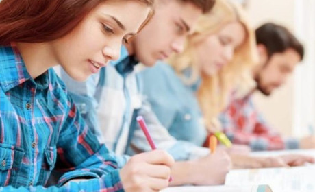 Старокостянтинівська учениця порівняла як працює школа України та Чехії