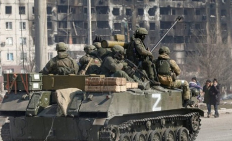 У Запорізькій області російські військові накопичують техніку для наступу