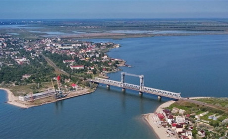 На Одещині ворог завдав ракетного удару, пошкоджено міст через Дністровський лиман