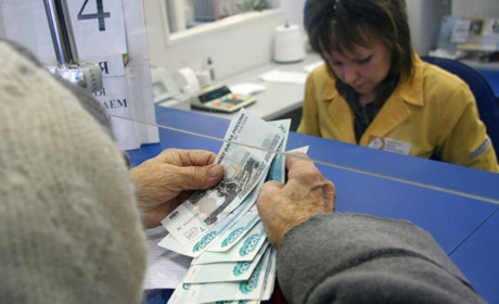 Коли виплатять пенсії за березень-квітень у Сватівському районі