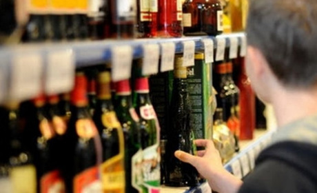 В Обухівському районі знову дозволили продавати алкоголь. Але є обмеження