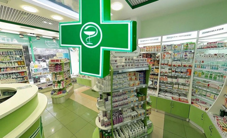 У Добропіллі запрацювала аптека. Які ліки можна купити і коли?