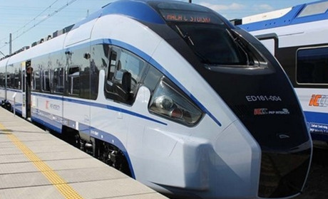 Безкоштовний проїзд у поїздах для українців у Польщі продовжили