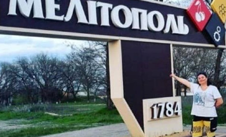 У Мелітополь повернулася учасниця «антимайдану», яка переховувалася у Москві