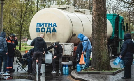 Миколаївець розказав, як під постійними обстрілами та без води люди живуть в обласному центрі