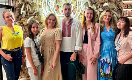 Команда волонтерів у Дубаї вже вп’яте організовує вечерю на підтримку України