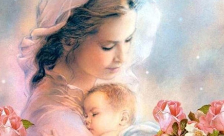 День матері: головна молитва, яку матері промовляють за своїх дітей