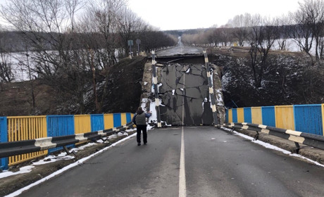 Мешканці Борової їздять у Сватове за хлібом та готівкою