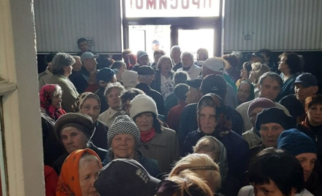 "Щодня допомагаємо до 400 жителям громади". Гуманітарний штаб Добропілля опублікував звіт