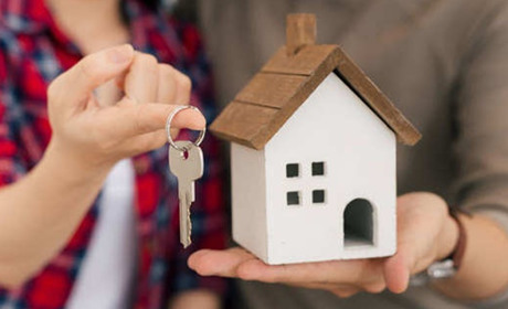 Недорогі будинки для переселенців: де придбати в Україні