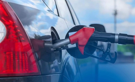 Уряд підвищив граничну ціну на бензин та зменшив на дизель