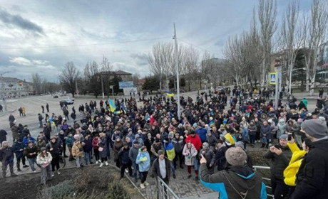 Проросійська влада Мелітополя шантажує бюджетників та погрозами змушують виходити на роботу