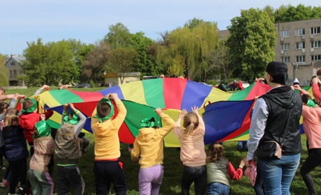 Школа стала хабом для переселенців. Як в Жовтих Водах допомагають адаптуватися дітям