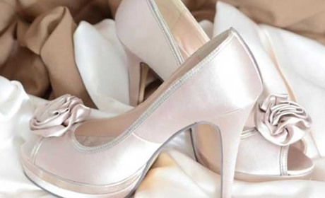 Як вибрати жіноче взуття на весілля?