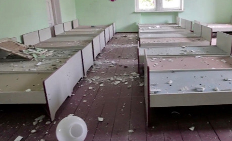 Росіяни обстріляли дитсадок в Новояковлівці і міську раду в Оріхові