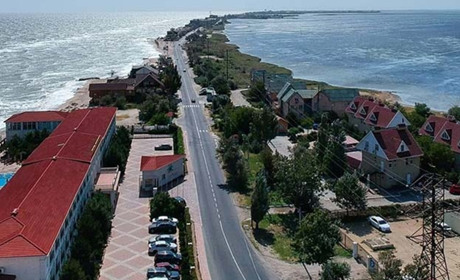 Окупаційна влада Бердянська розділила між собою п'ять ресторанів поблизу моря
