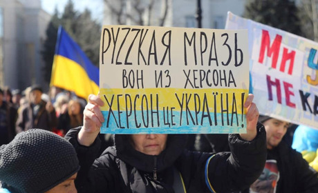 Невільні колаборанти: що робити, якщо вас змушують працювати в окупації